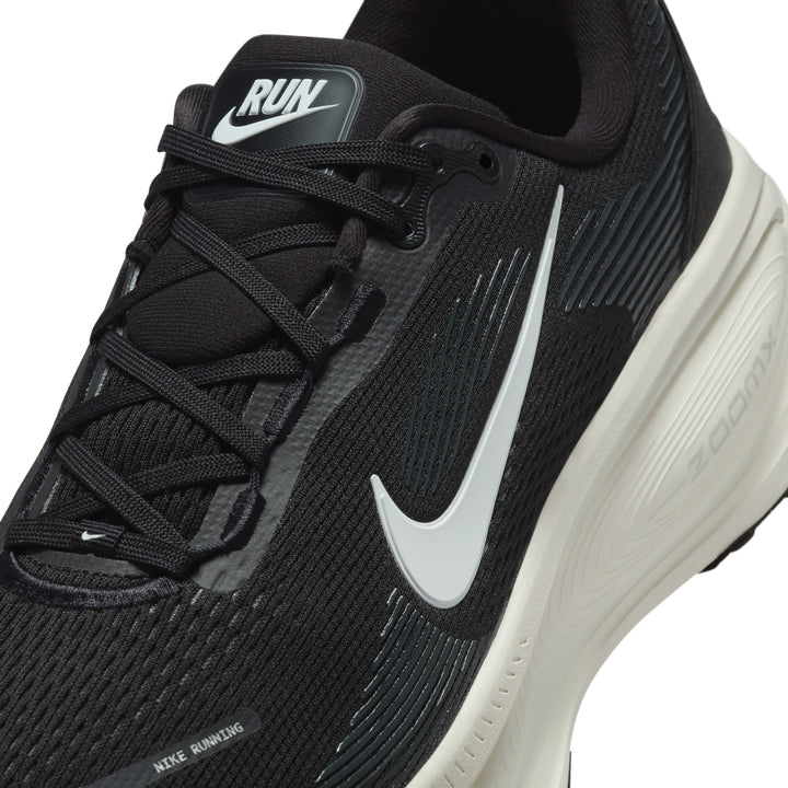 Nike Mens Vomero 18 Wide - 2E Width - Black/Summit White/Coconut Milk - Neutral - SP25