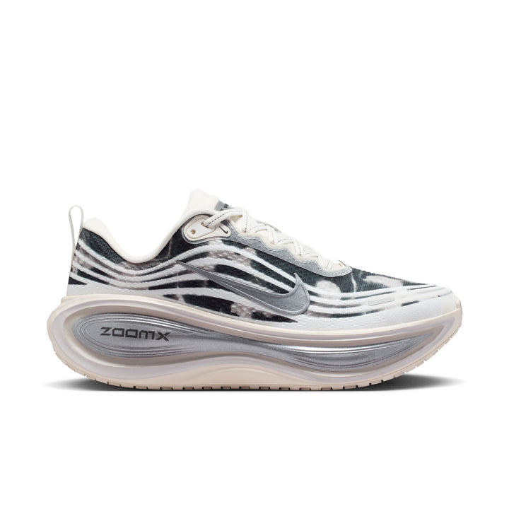 Nike Womens Vomero Plus SE - Phantom/Pencil Point/Anthracite - Neutral - SU26