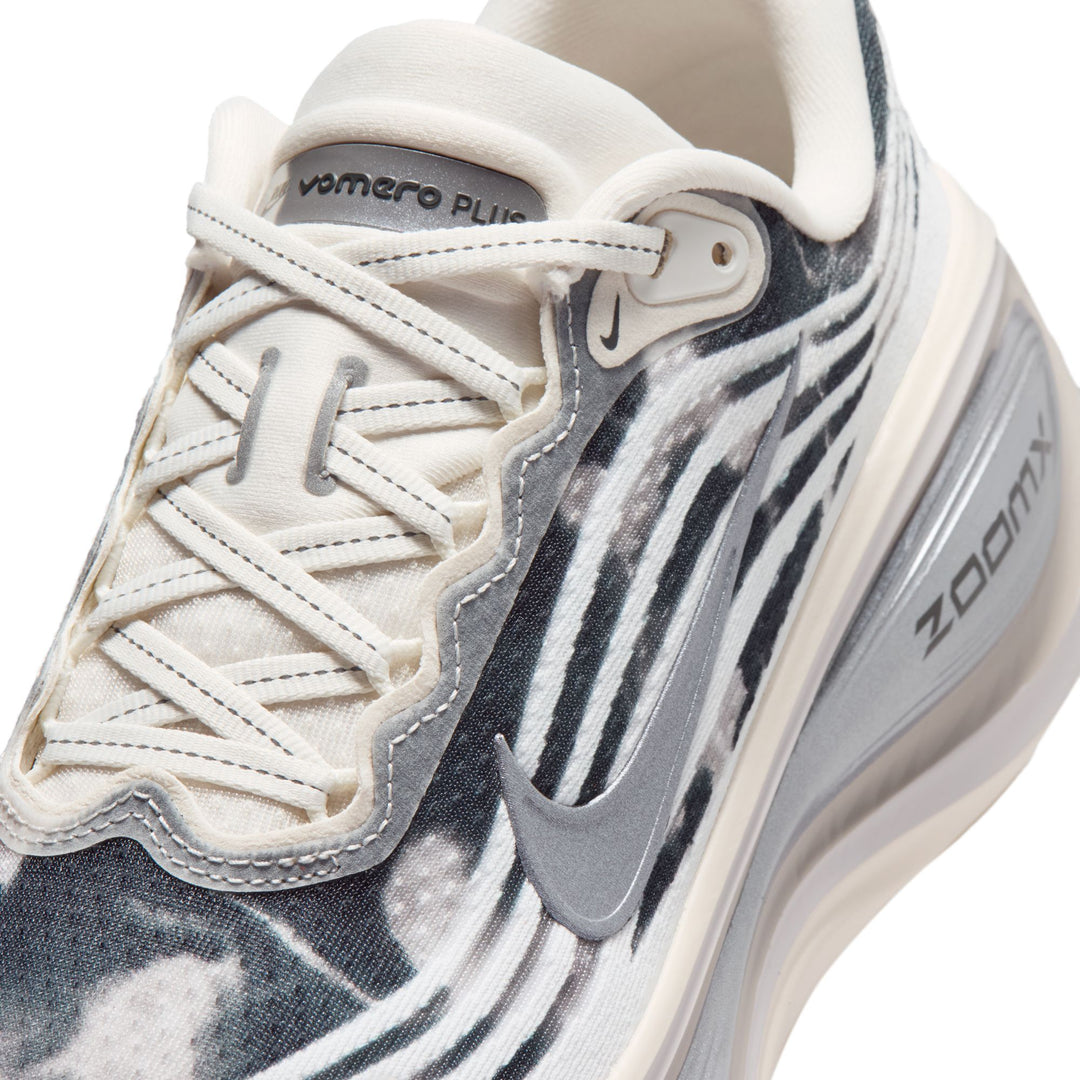 Nike Womens Vomero Plus SE - Phantom/Pencil Point/Anthracite - Neutral - SU26