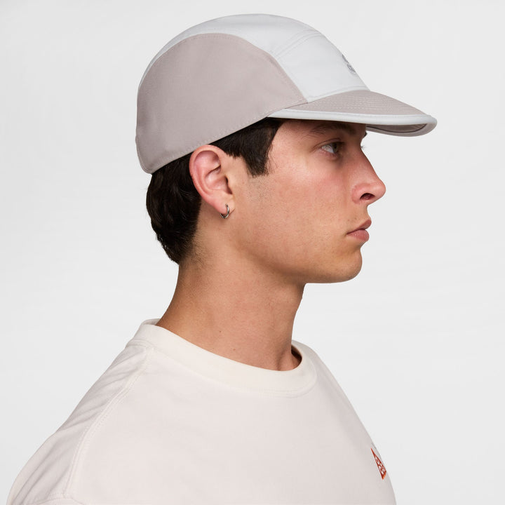 Nike Unisex ACG Fly Unstructured Cap – Photon Dust/College Grey/Photon Dust