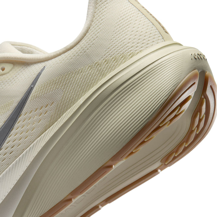 Nike Mens Pegasus 42 - Coconut Milk/Metallic Silver/Light Khaki - Neutral - FA26