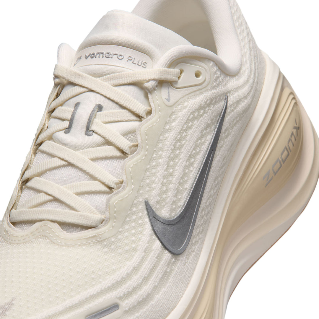 Nike Mens Vomero Plus - Sail/Metallic Silver/Coconut Milk - Neutral - FA26