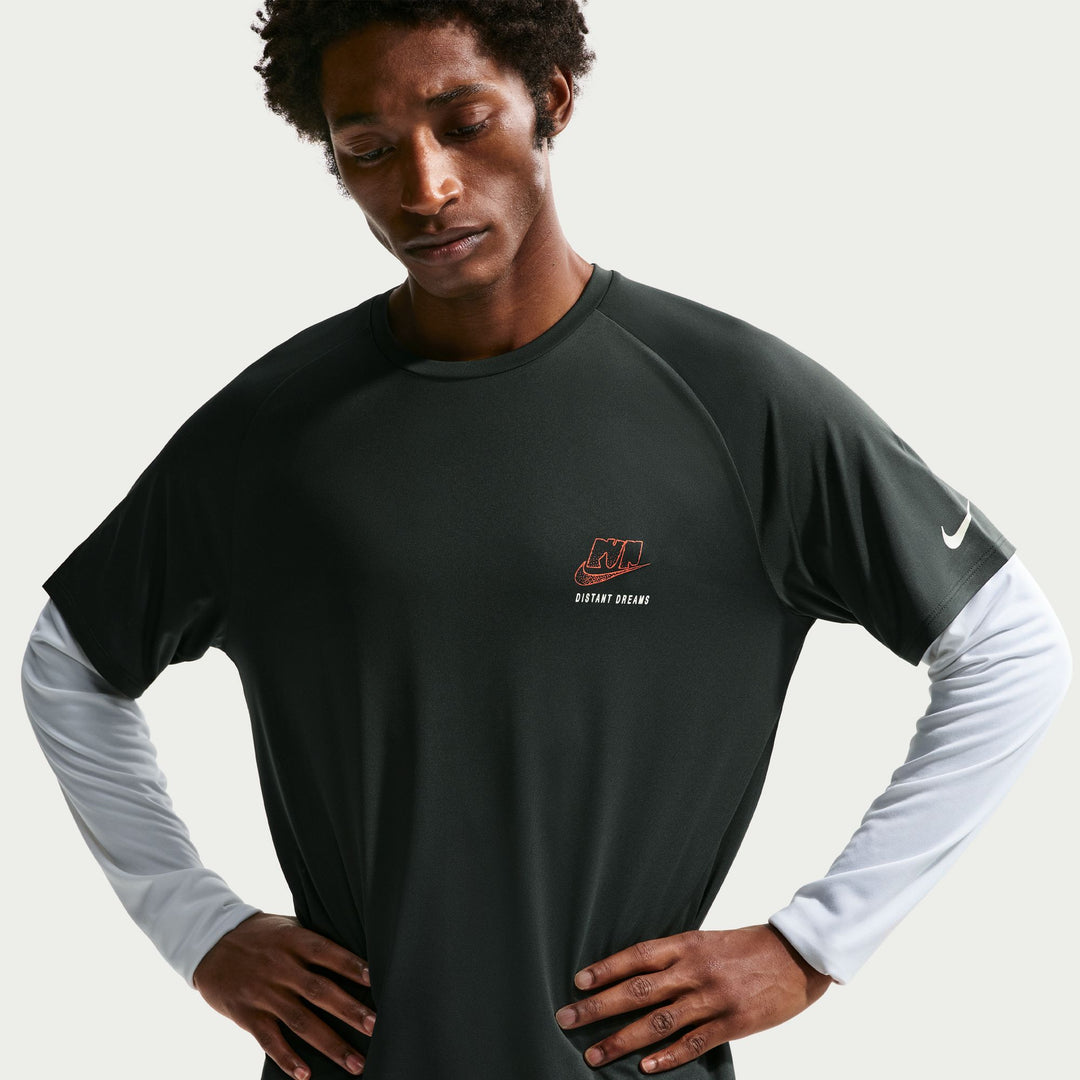 Nike Herren Stride Dri-FIT ADV S/S Lauf-T-Shirt – Schwarzfichte