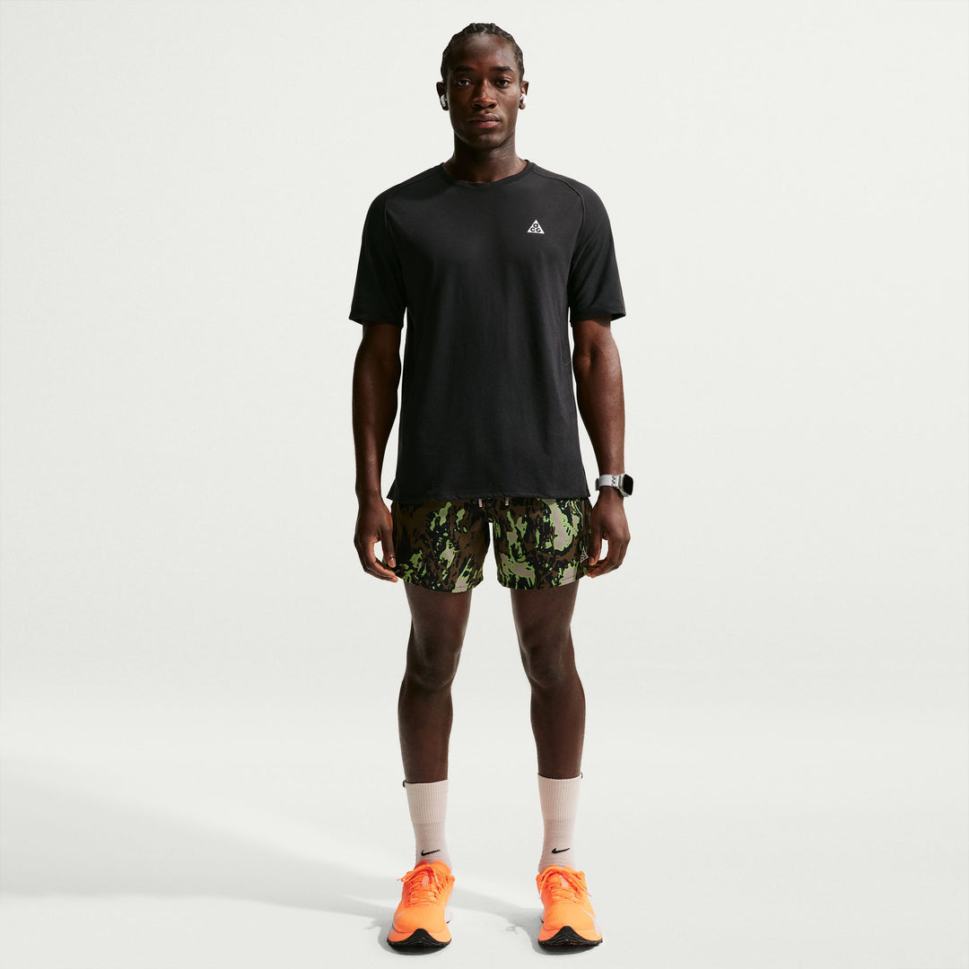 Nike Mens ACG "Solar Chase" ADV Trail Running Tee - Black/Black/Summit White - SU26