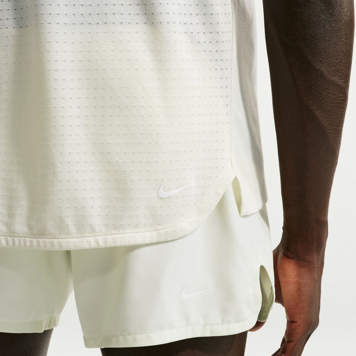 T-shirt de course sur sentier Nike ACG "Solar Chase" ADV pour hommes - Verre de mer/Verre de mer/Blanc sommet