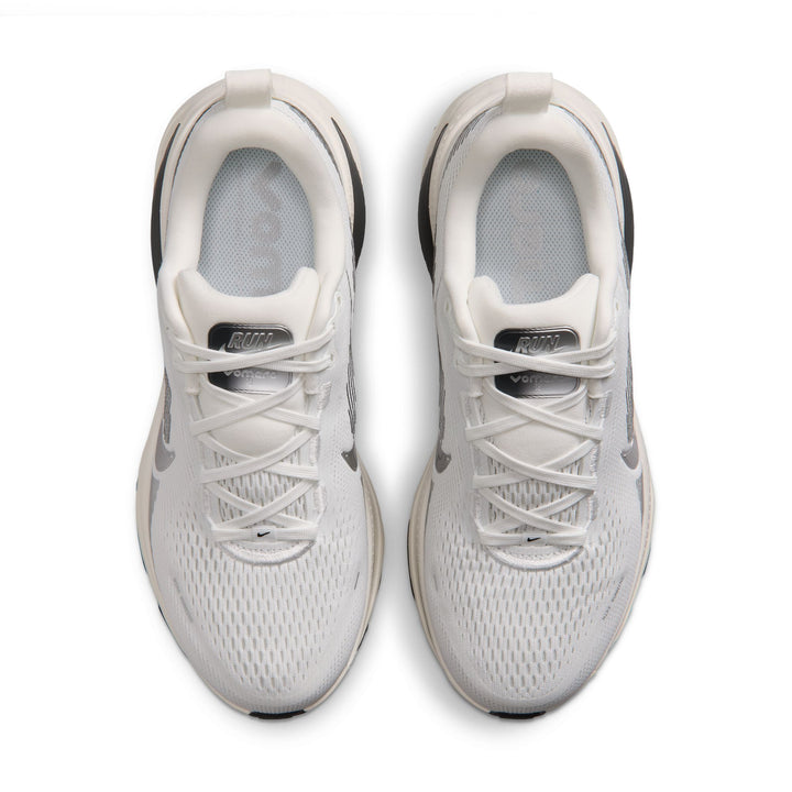 Nike Womens Vomero 18 - Summit White/Metallic Silver/Sail - Neutral - FA26