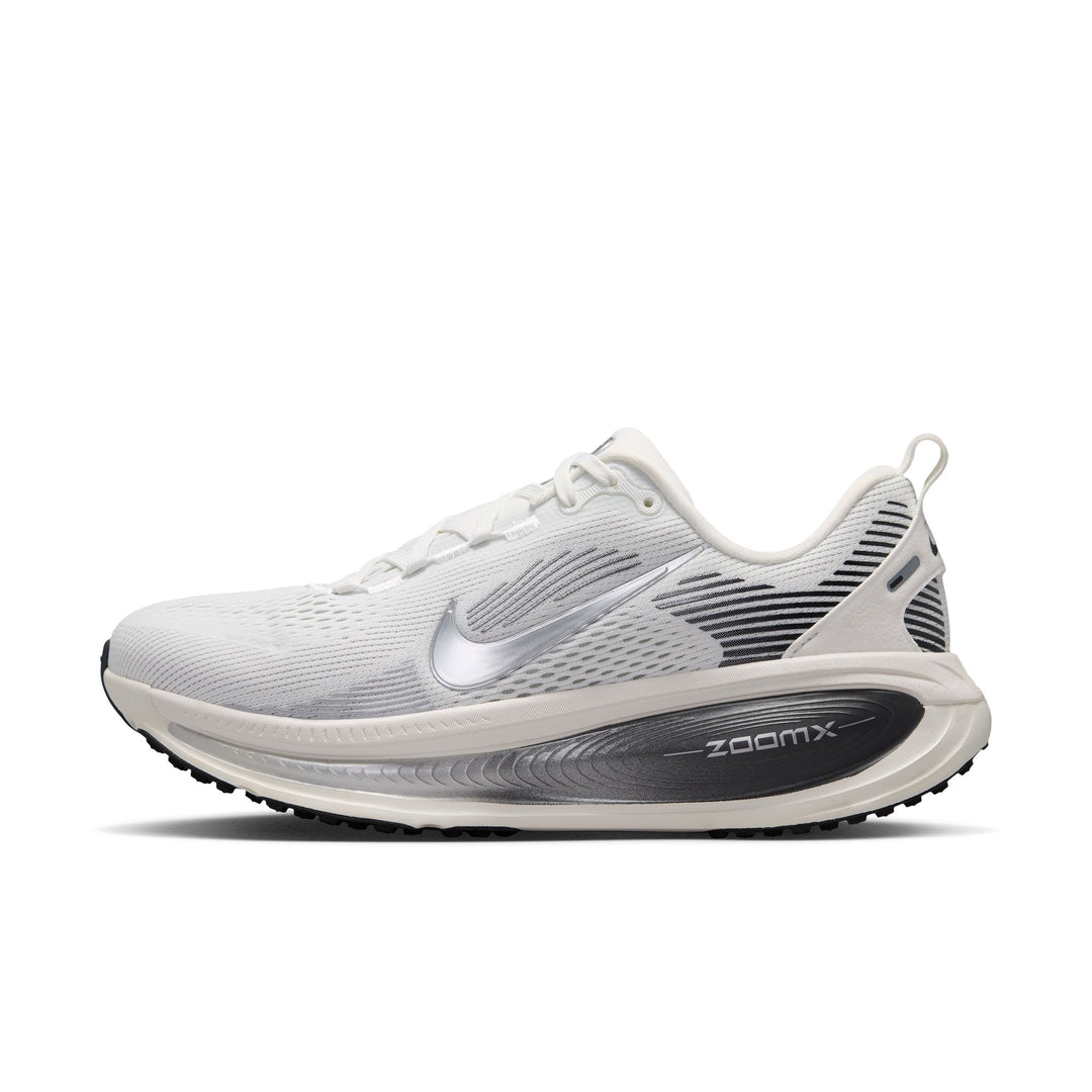 Nike Womens Vomero 18 - Summit White/Metallic Silver/Sail - Neutral - FA26