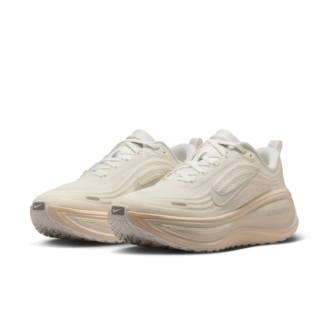 Nike Womens Vomero Plus - Summit White/Chalk/Phantom/Pure Platinum - Neutral - SP26