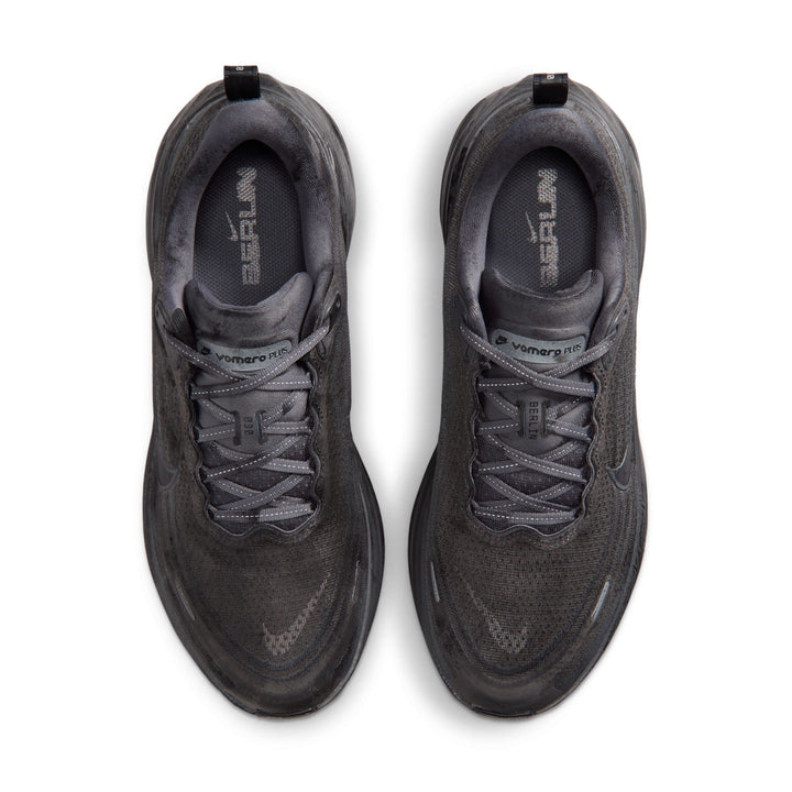 Nike Mens Vomero Plus SE Berlin - Iron Grey/Off Noir/Light Smoke Grey - Neutral - FA26