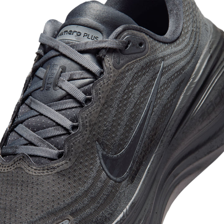 Nike Mens Vomero Plus SE Berlin - Iron Grey/Off Noir/Light Smoke Grey - Neutral - FA26
