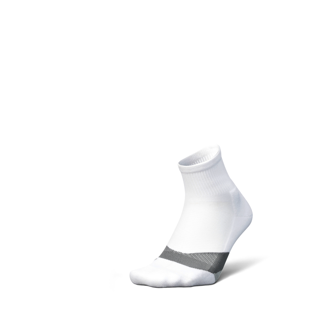 Feetures Elite Light Cushion Quarter - White