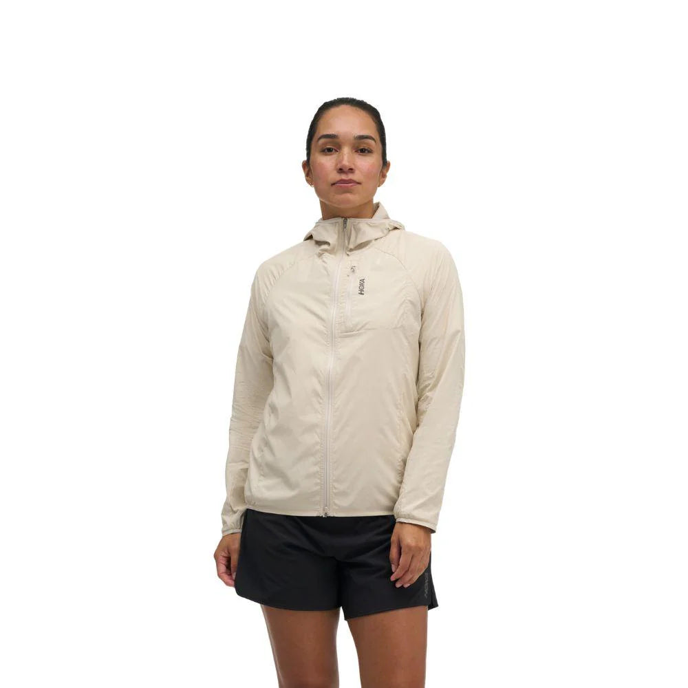 Hoka Womens Skyflow Wind Jacket - Oat Milk - AW26