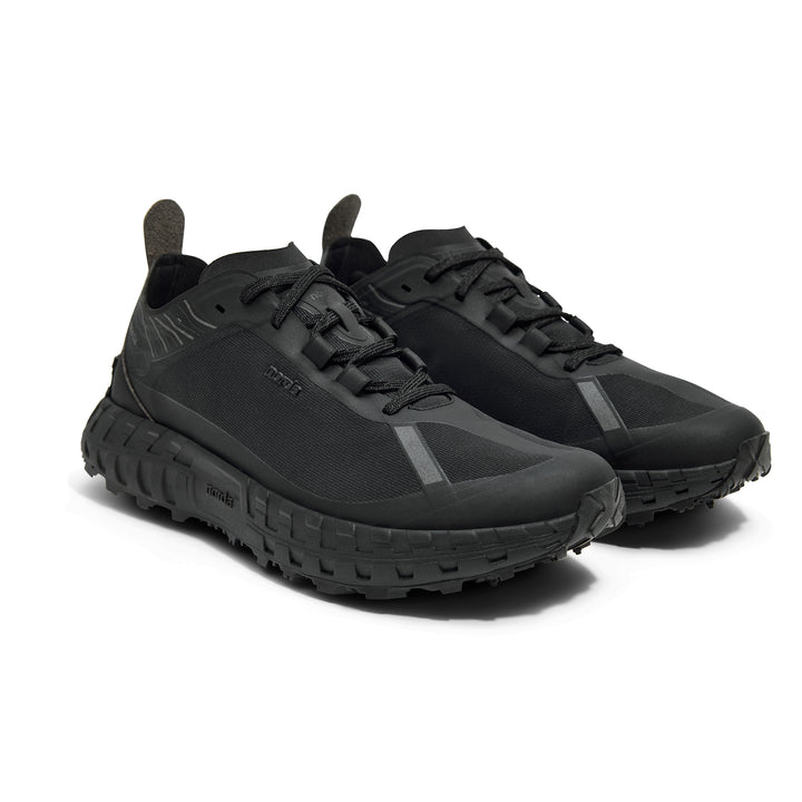 Norda Mens 001A - Stealth Black - Trail - AW25