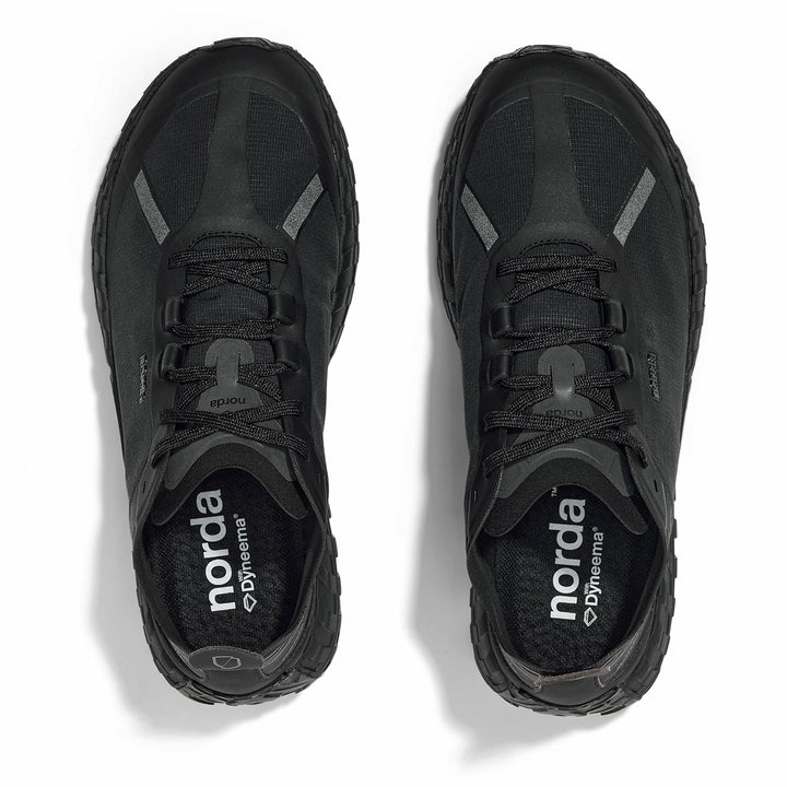 Norda Mens 001A - Stealth Black - Trail - AW25