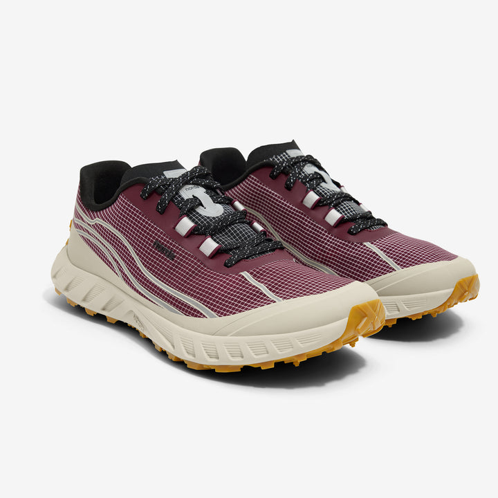 Norda Womens 002 - Amaranth - Trail - AW25