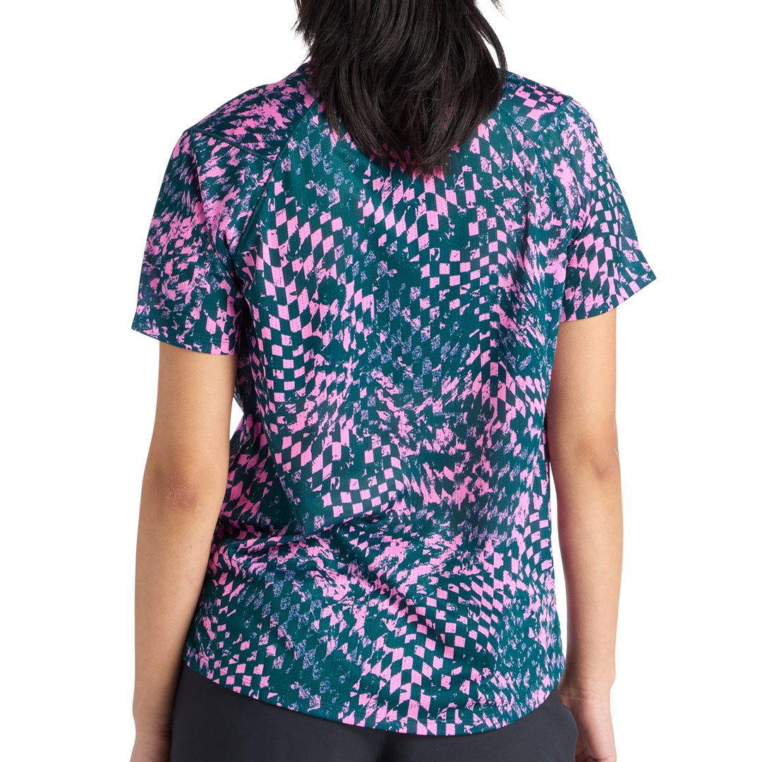 New Balance Damen London Edition RC Essential bedrucktes T-Shirt – Pink Heat – SS26
