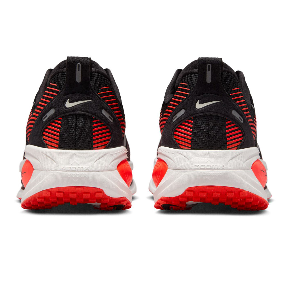 Nike Mens Vomero 18 - Black/Metallic Silver/Bright Crimson - Neutral - FA25