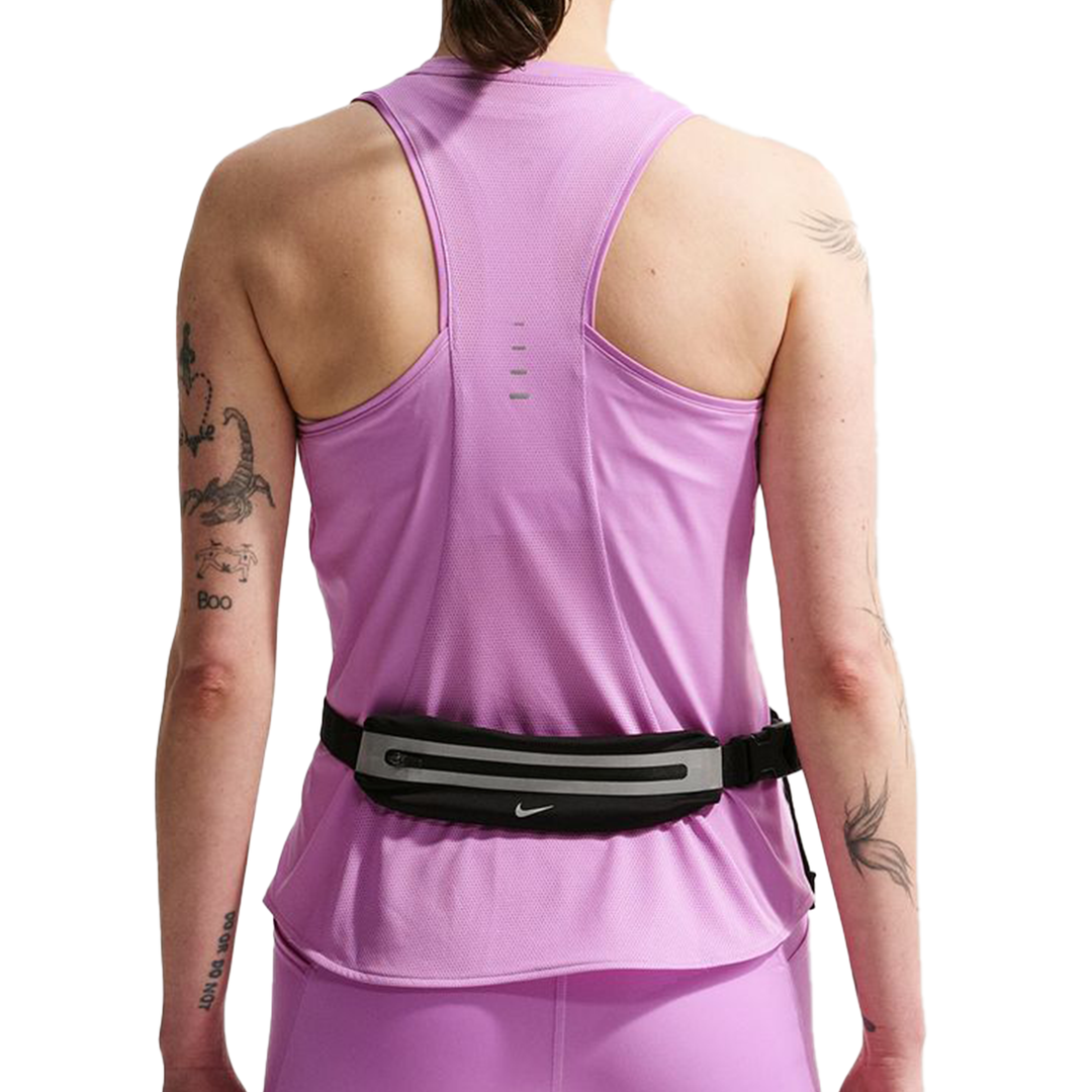 Débardeur de course Nike Swift Dri-FIT pour femmes - Magenta clair/Argent réfléchissant