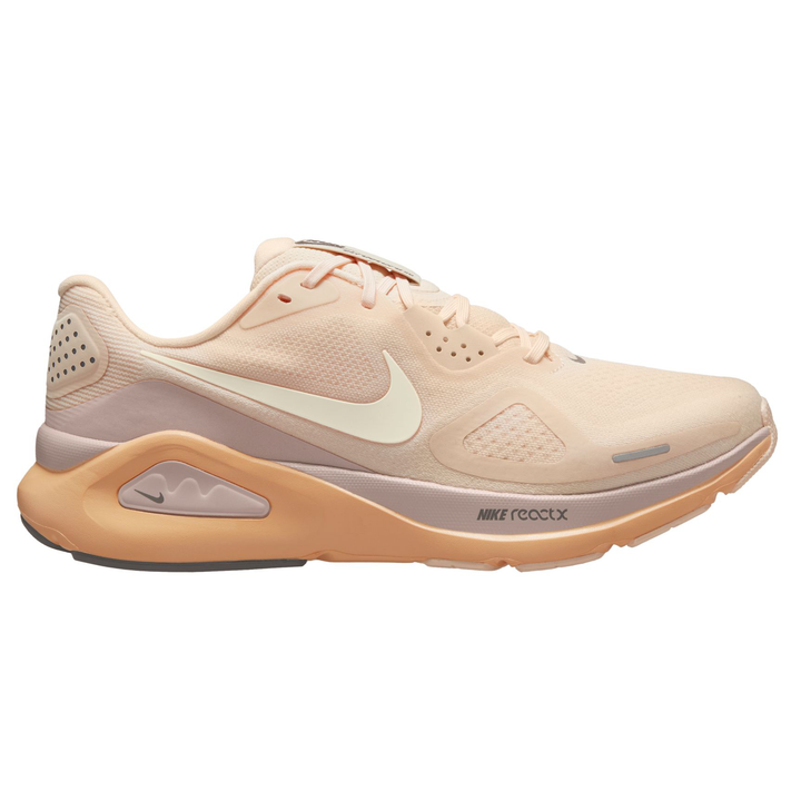 Nike Damen Structure 26 – Guava Ice/Sail/Silt Red/Orange Chalk – Stabilität – HO25