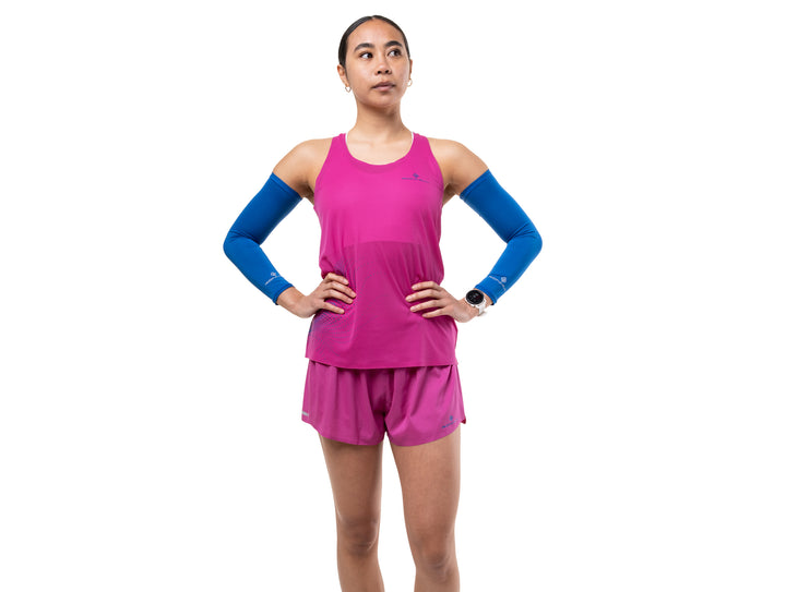 RonHill Damen Tech Race Weste – Exuberance/Classic Blue – SS26