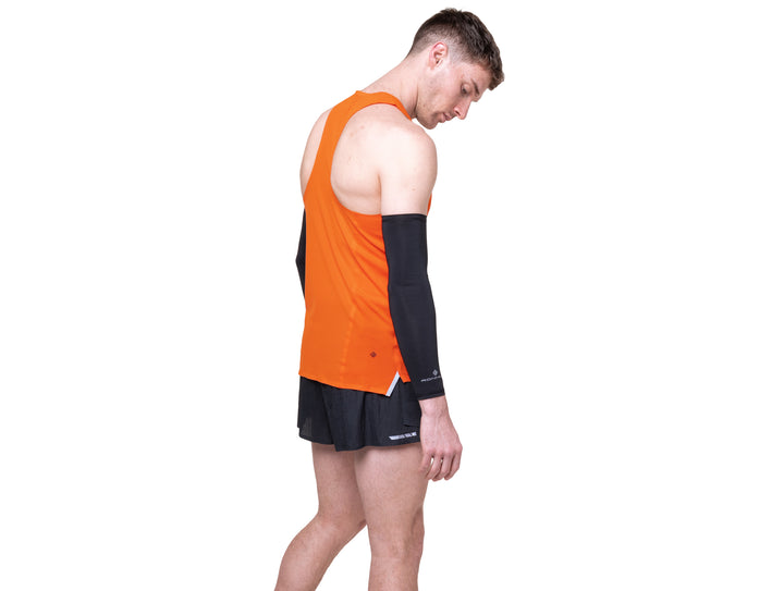 Gilet RonHill Tech Race pour hommes - Ronhill Rouge/Noir - SS26