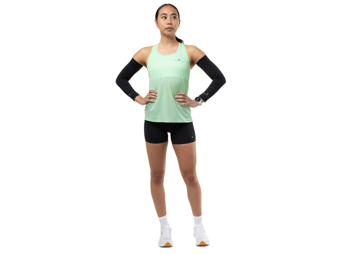 RonHill Damen Tech Race Weste – Seafoam/Laurel – SS26