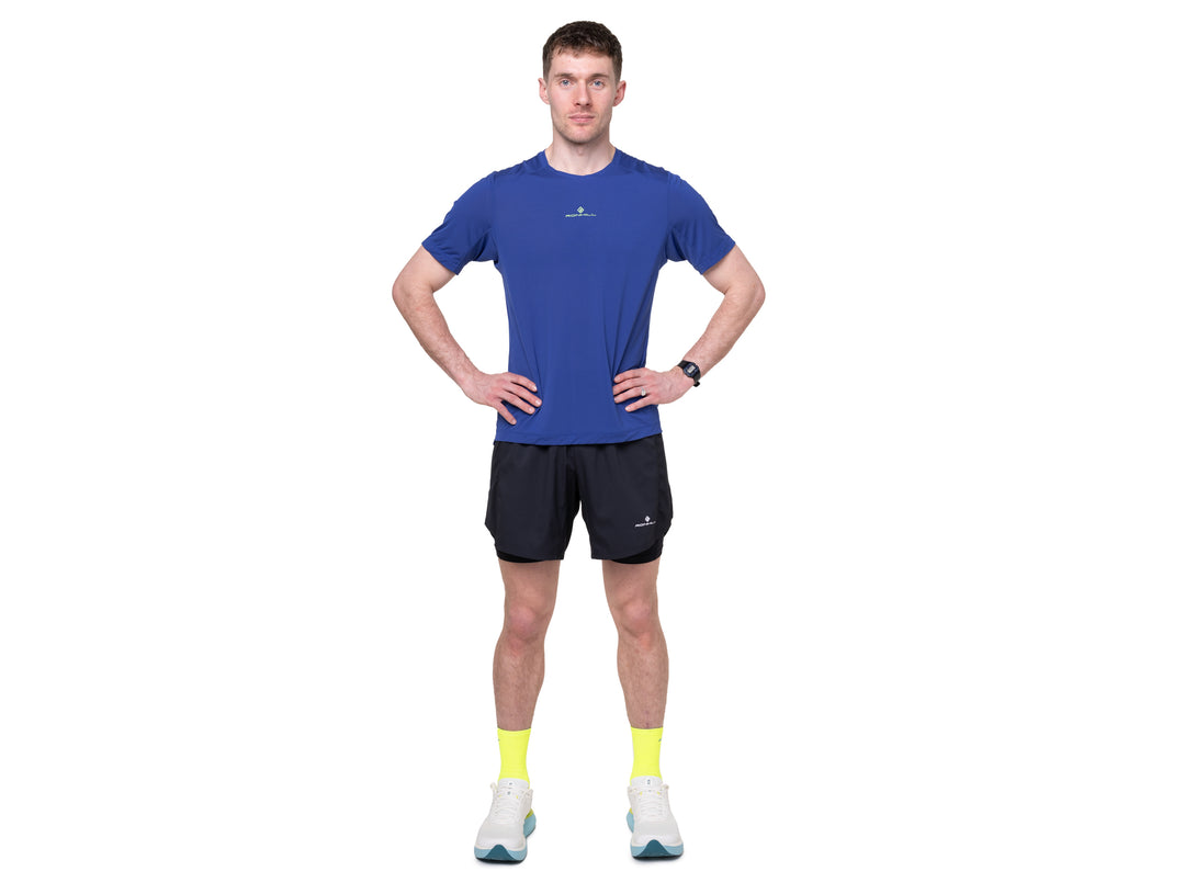 RonHill Herren Tech S/S T-Shirt – Dunkles Kobalt/Fluogrün – SS26