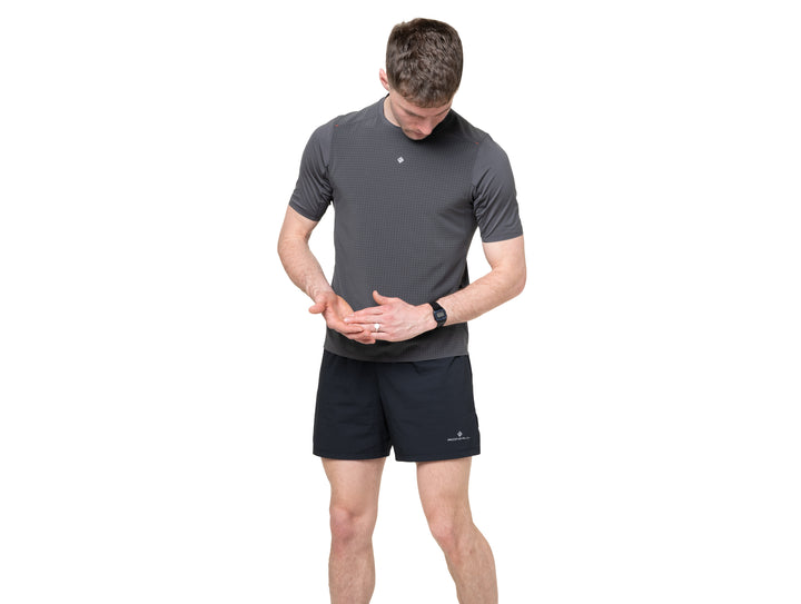 RonHill T-shirt Tech All-Terrain S/S pour hommes - Oxide - SS26