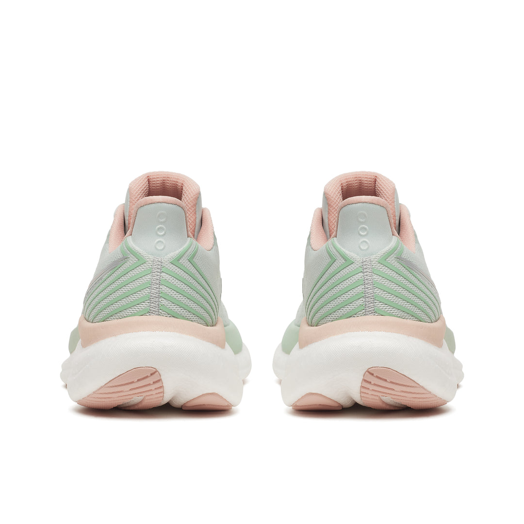 Saucony Womens Triumph 23 - Mist/Cameo - Neutral - SS26