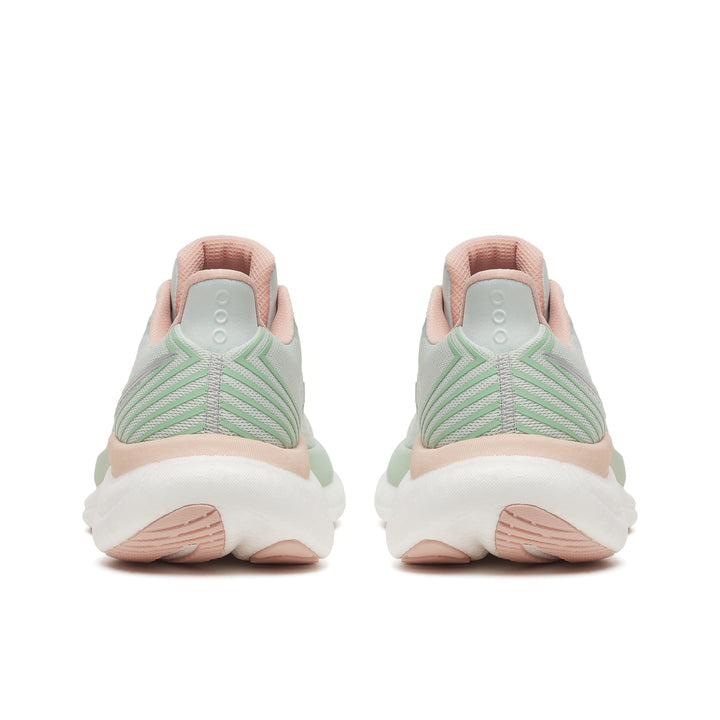 Saucony Womens Triumph 23 - Mist/Cameo - Neutral - SS26