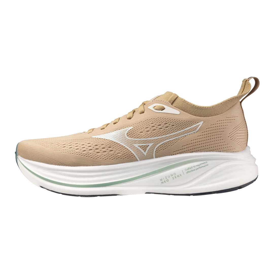 Mizuno Herren Neo Zen 2 – Pale Khaki/Snow White/Granite Green – Neutral – SS26