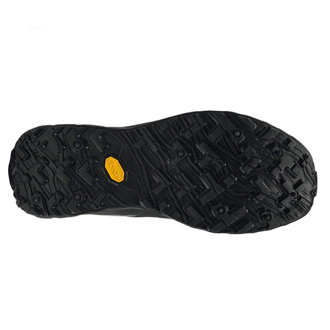Norda Mens 002 - Stealth Black - Trail - AW25