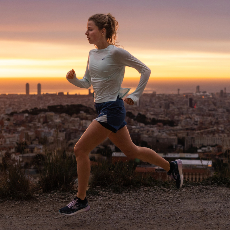 Brooks running clothes sale 2025