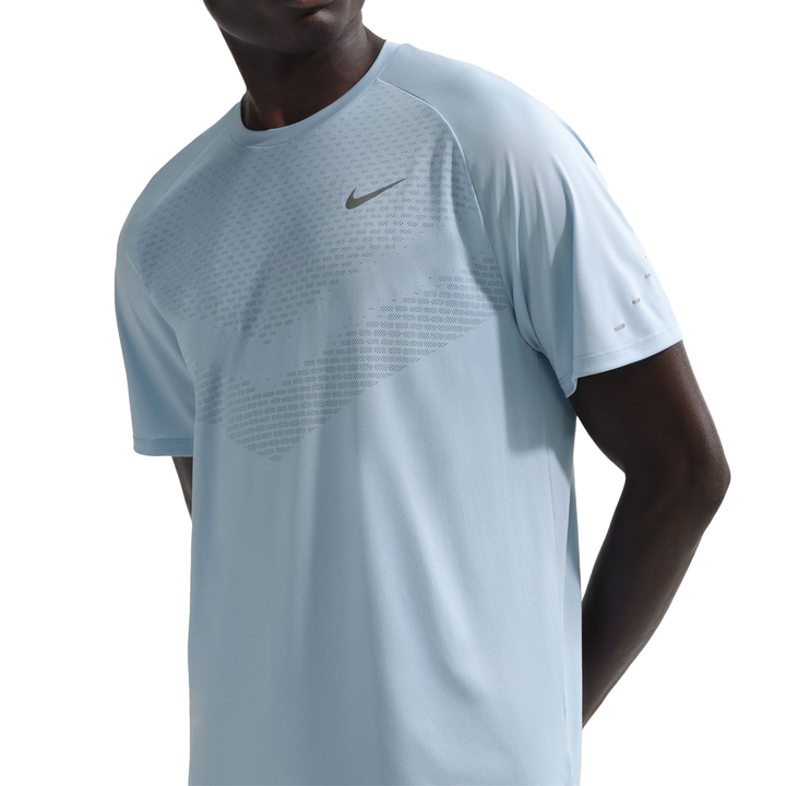 Nike Hommes Dri-FIT ADV T-shirt à manches courtes Stride - Bleu Armoury Clair/Argent Réfléchissant