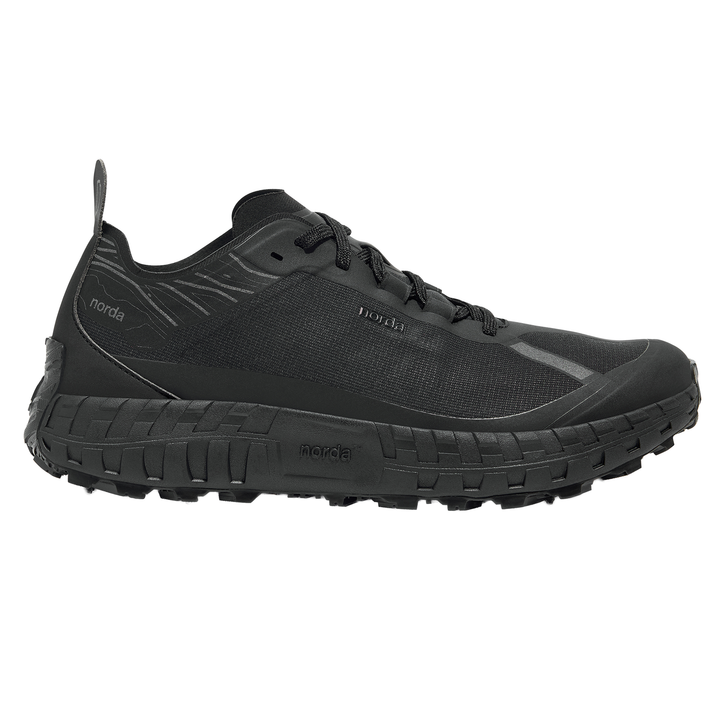 Norda Mens 001A - Stealth Black - Trail - AW25