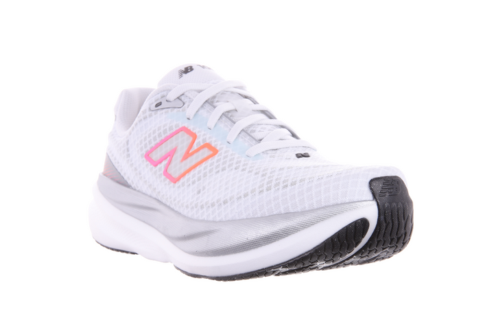 New Balance Femmes 1080V15 - Blanc/Rose Chaleur/Tangerine - Neutre - SS26
