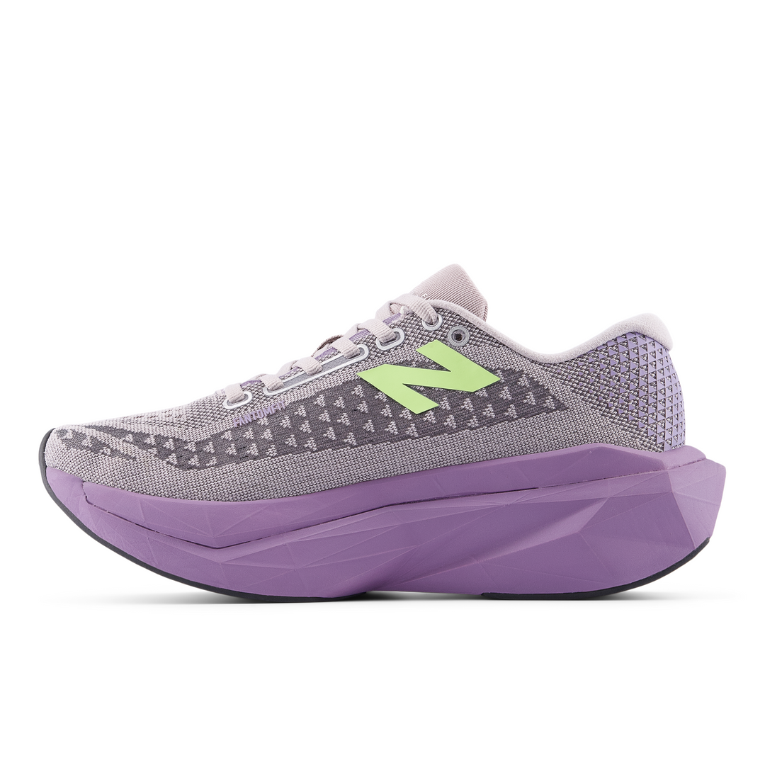 New Balance Womens FuelCell SC Trainer V3 - Truffle Salt/Candied