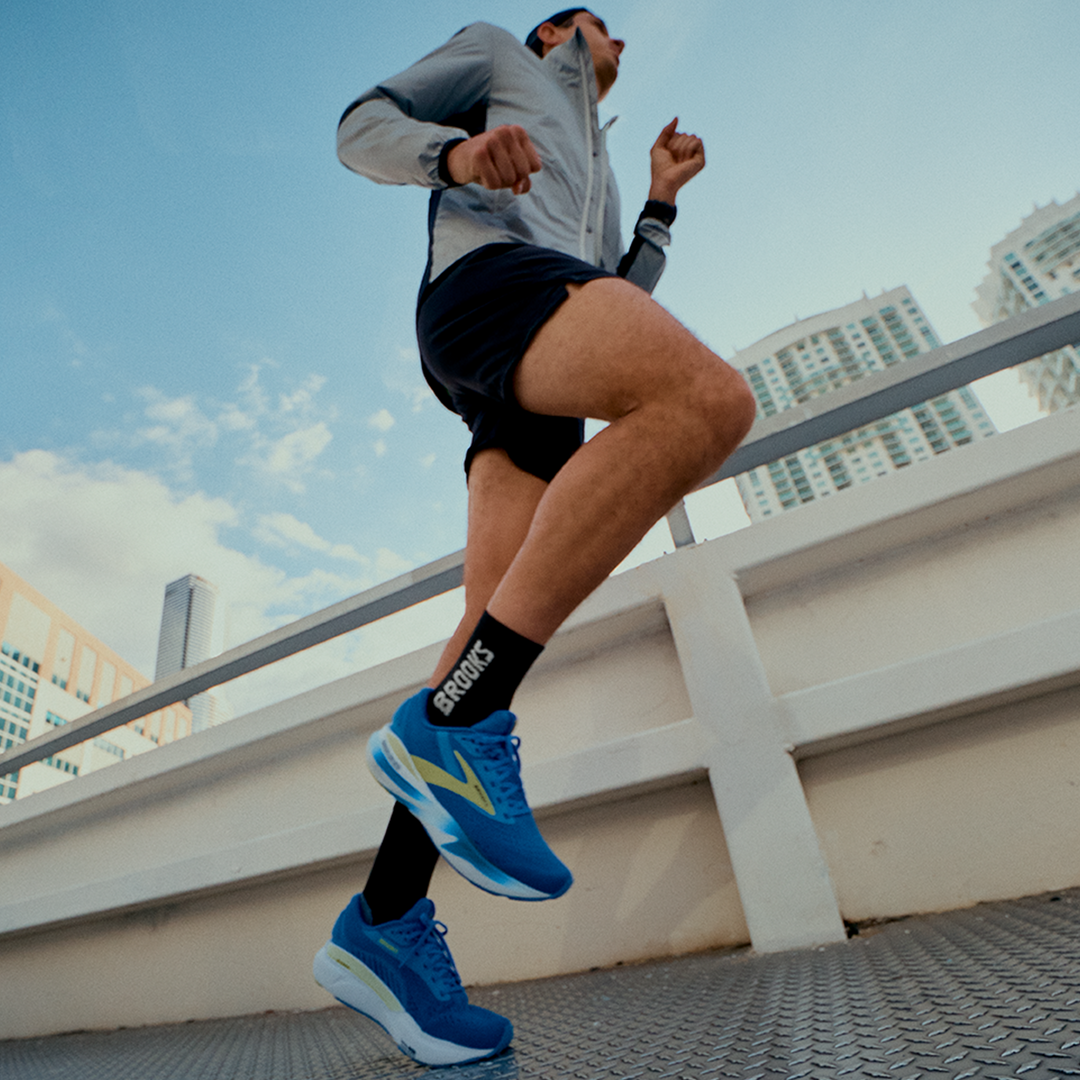 Brooks Mens Adrenaline GTS 24 Cobalt Neo Yellow Peacoat Stability Run North West