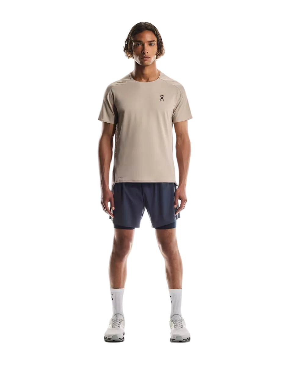 ON Herren Performance-T – Desert/Cinder – SS26