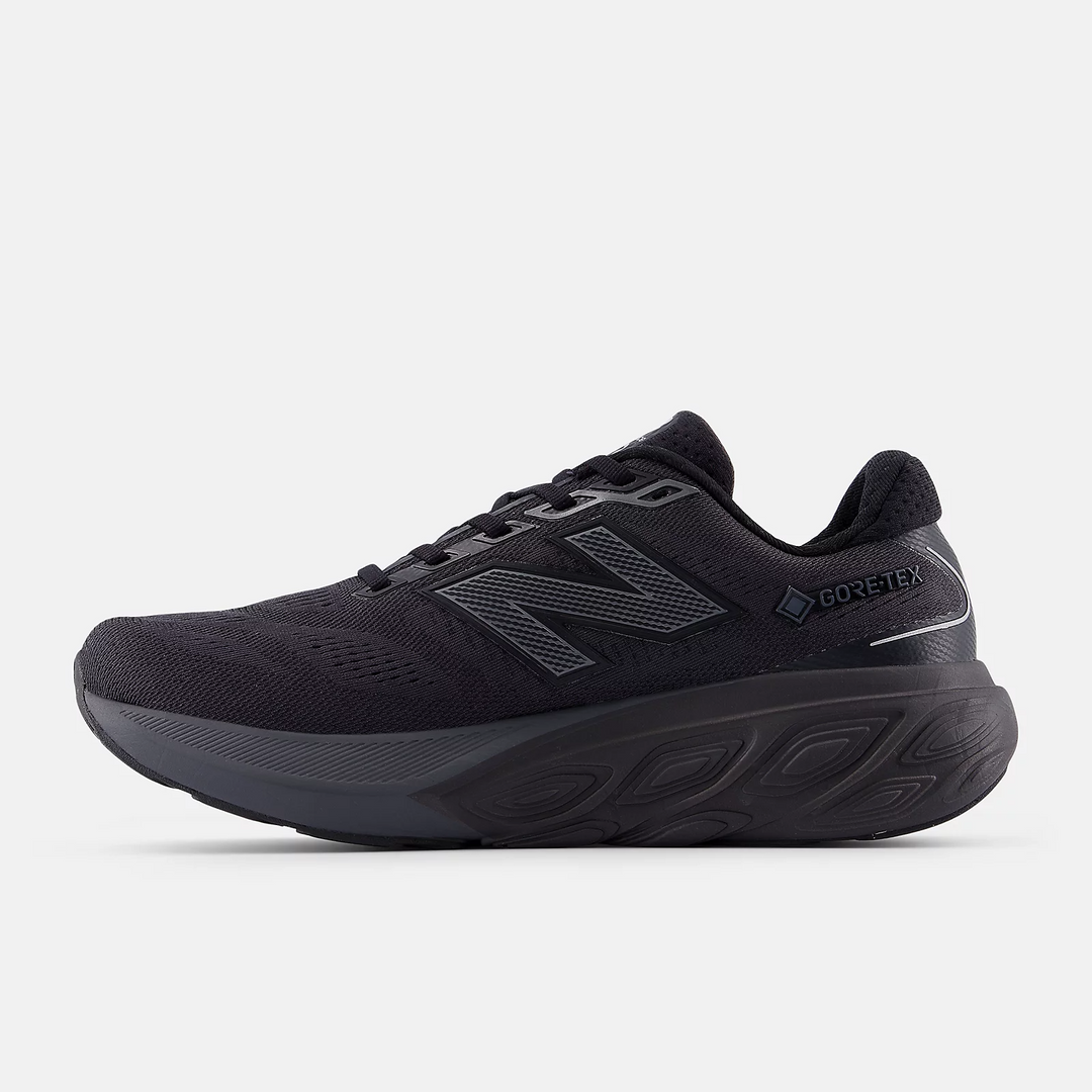 New Balance Mens 880V15 GTX - Black/Castlerock/Silver Metallic - Neutral - AW25
