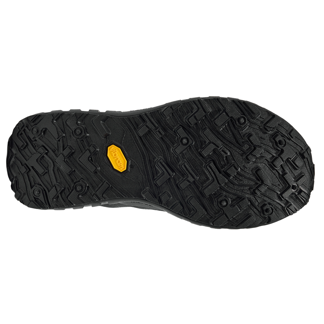 Norda Mens 001A - Stealth Black - Trail - AW25