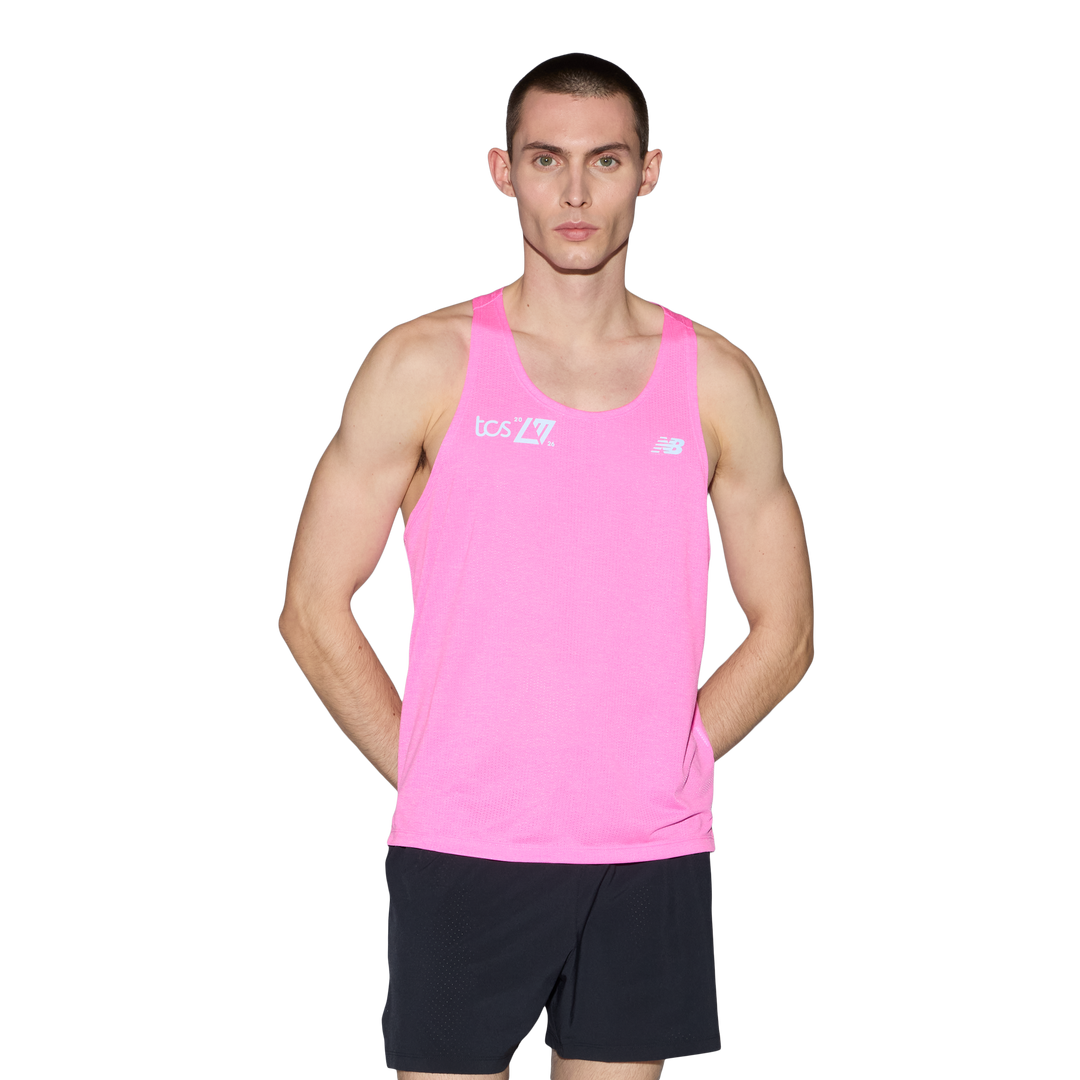 New Balance Herren London Edition RC Essential Singlet – Pink Heat – SS26