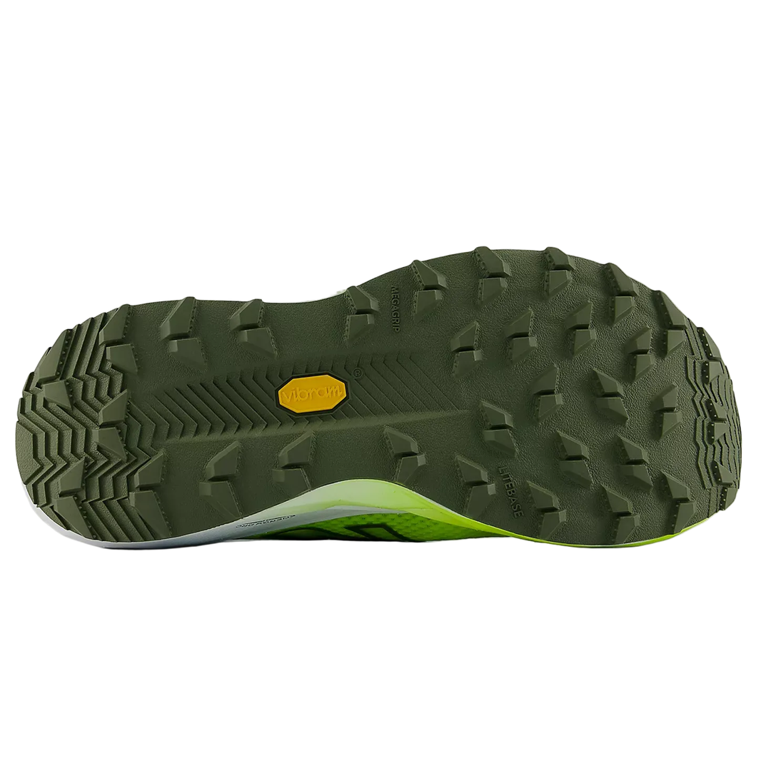 New Balance Damen Fuelcell Supercomp Trail v2 Wide (D-Breite) – Alkaline Green/Dark Olivine – Trail – SS26
